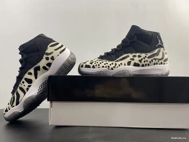One Kick ANIMAL AIR JORDAN 11 INSTINCT AR0715-010 0531